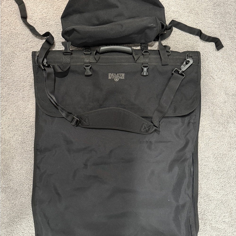 Duluth Trading Co. Garment roll up Bag with strap and accessories pouch
